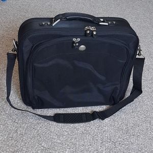Dell Briefcase/Laptop Bag.